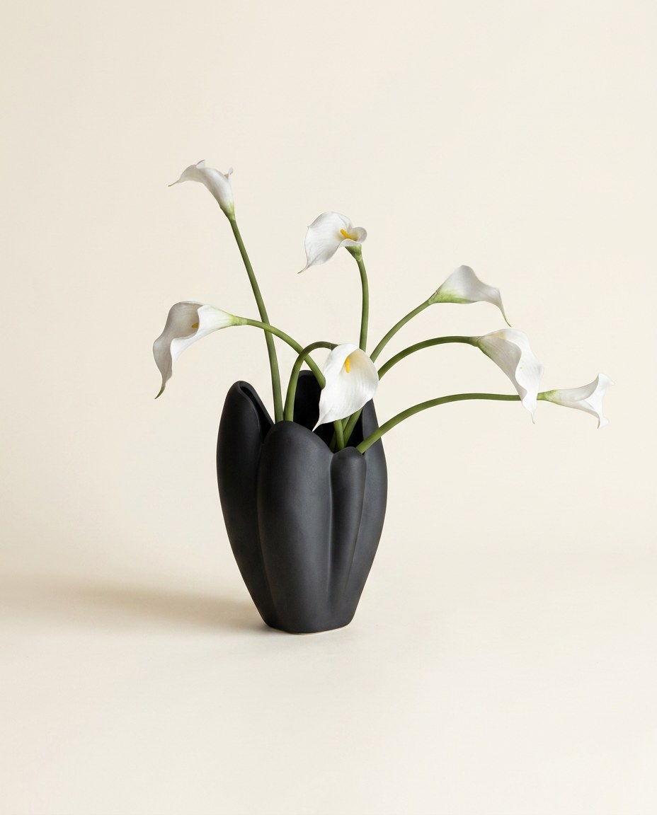 Calla Noir